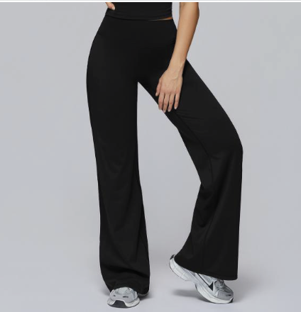The Baseline Flared Legging - Black