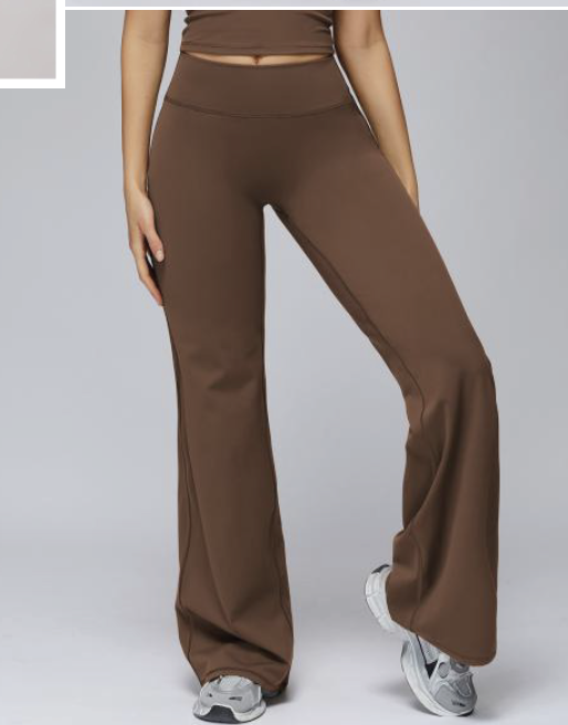 The Baseline Flared Legging - Brown